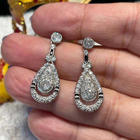 💙Art deco style sapphire and Diamond style fashion earrings - Picture 5 of 9